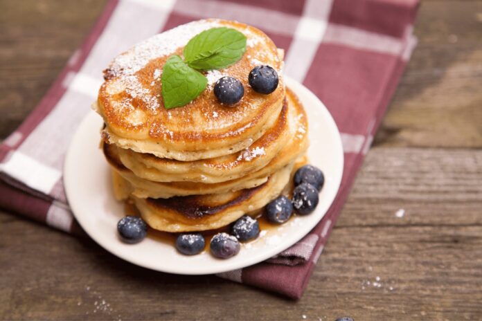 Easy Sourdough Discard Recipes: Fluffy Pancakes